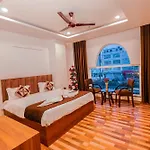 Hotel Lalita Palace