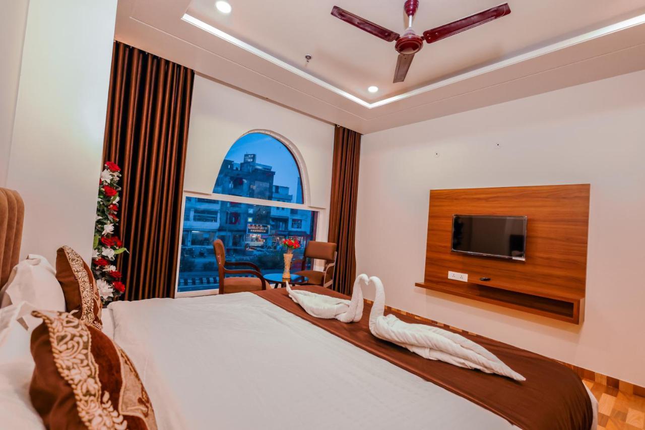 Hotel Lalita Palace